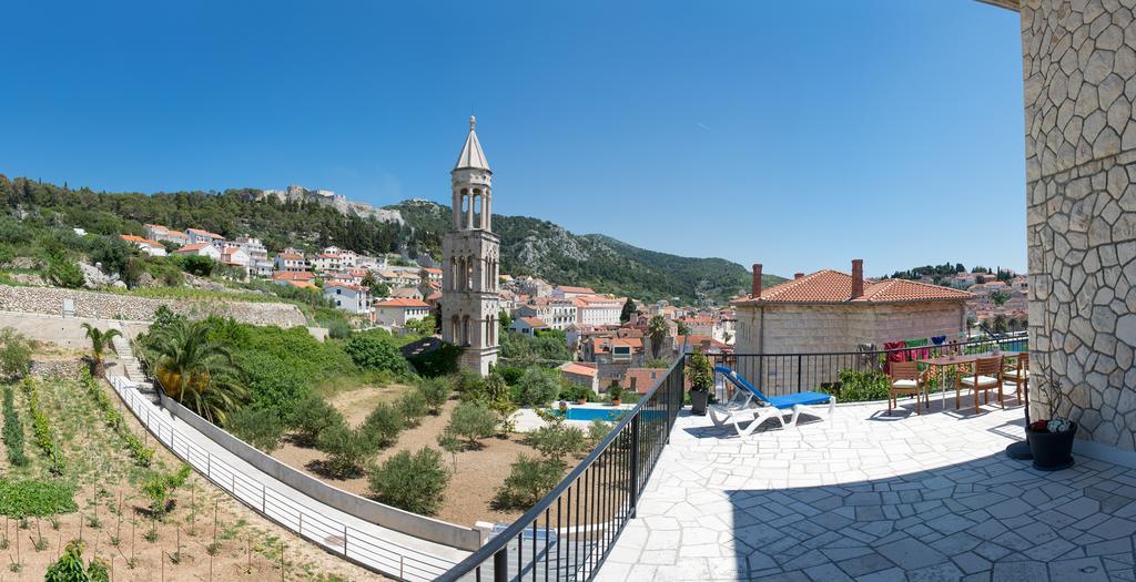 Apartments Olive Tree Хвар Екстер'єр фото